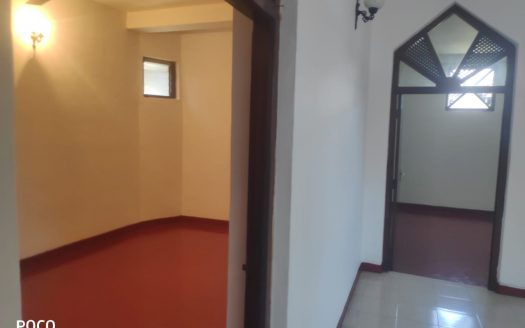 3 Bedrooms Apartment