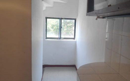 3 Bedrooms Apartment